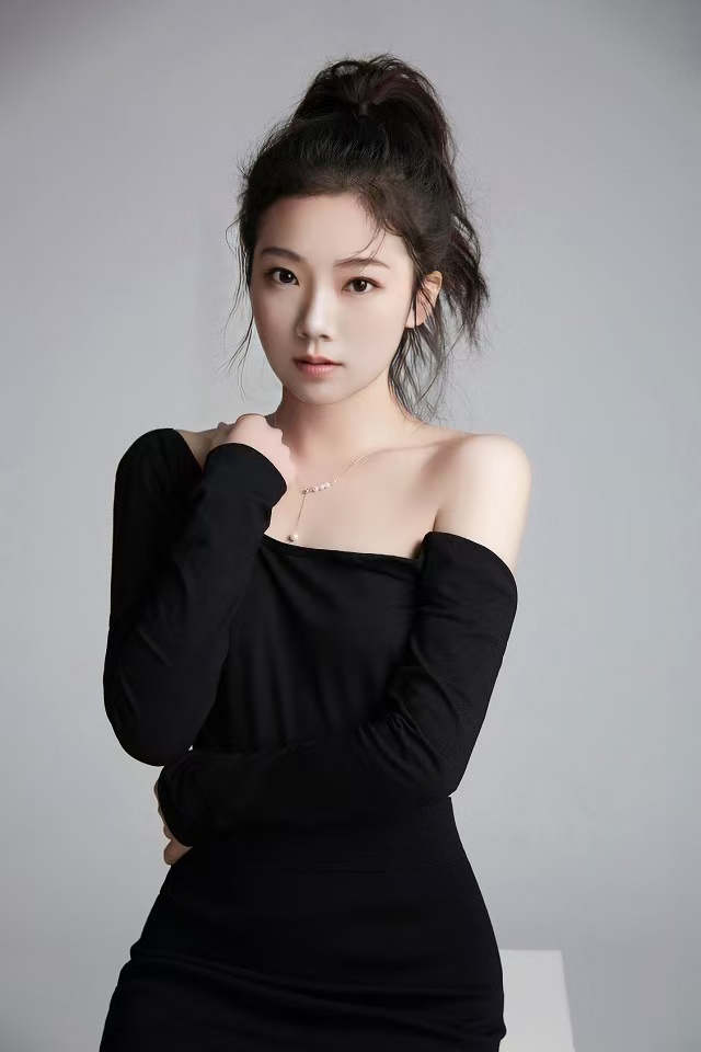 李佳俊.jpg
